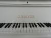 Продаю белый рояль J. BECKER