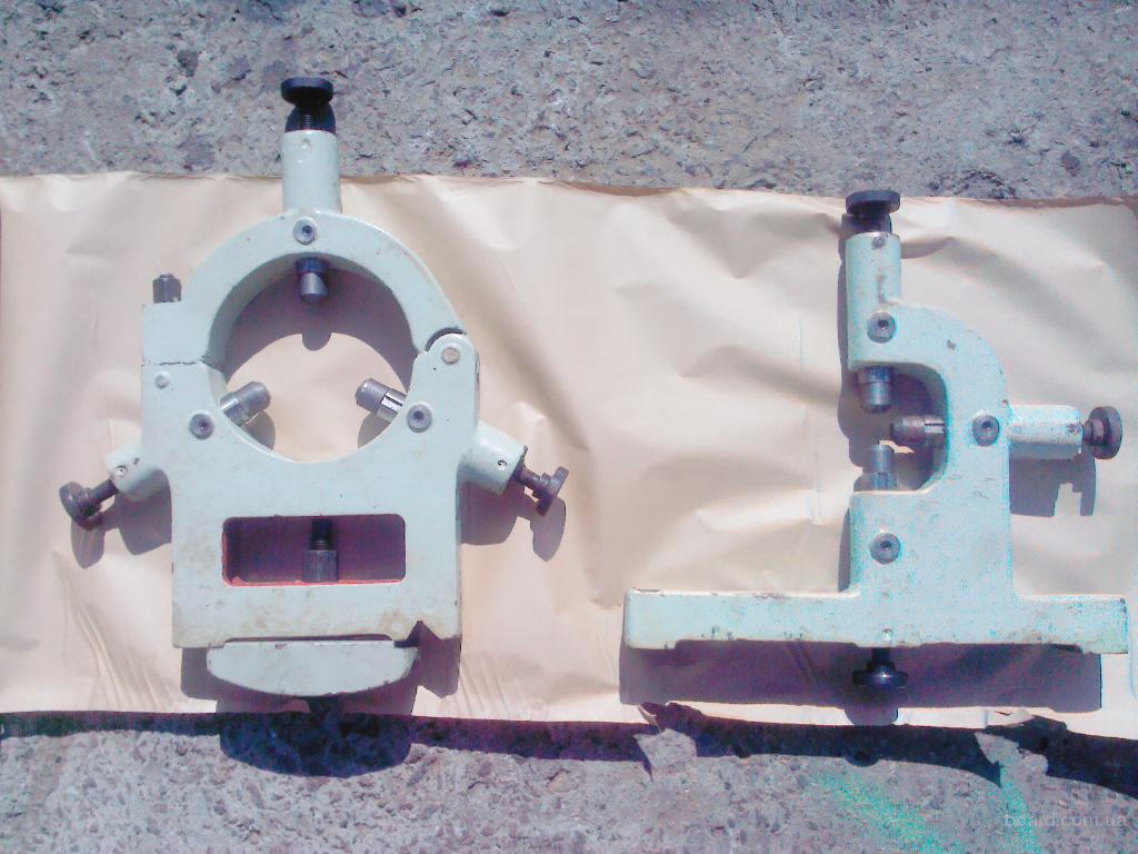 Роликовый люнет для 16 к 20. Люнет неподвижный 16к20. Подвижный люнет для токарного станка 16к20. Люнет станка 16к20. Люнет неподвижный 16к20.